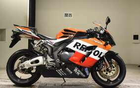 HONDA CBR1000RR 2005 SC57