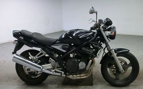 SUZUKI BANDIT 250 VZ GJ77A