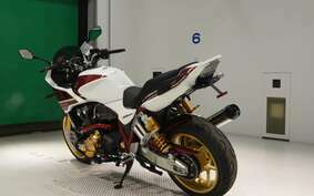 HONDA CB1300SB SUPER BOLDOR SP 2023 SC54