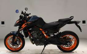 KTM 890 DUKE R 2022