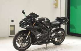 TRIUMPH DAYTONA 675 2009