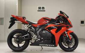 HONDA CBR1000RR 2007 SC57