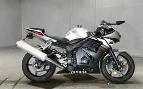 YAMAHA YZF-R6 2003 RJ05