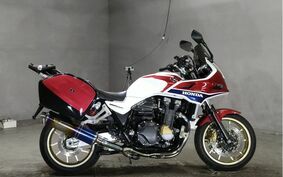 HONDA CB1300SB SUPER BOLDOR 2015 SC54