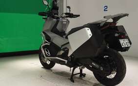 HONDA X-ADV 750 2024 RH10