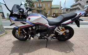 HONDA CB1300SB SUPER BOLDOR 2021 SC54