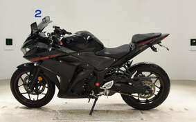 YAMAHA YZF-R25 RG10J