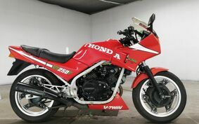 HONDA VT250F MC08