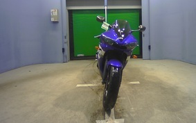 YAMAHA YZF-R6 2004 RJ09