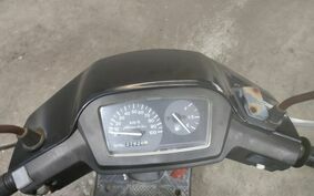 SUZUKI ADDRESS V100 CE11A