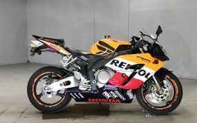 HONDA CBR1000RR 2004 SC57