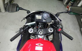 HONDA CBR900RR 3 2000