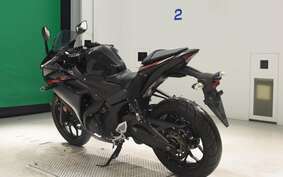 YAMAHA YZF-R25 RG10J