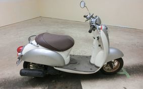 HONDA CREA SCOOPY I AF55