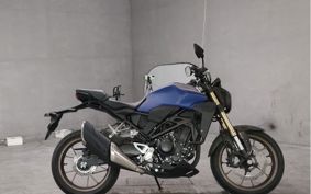HONDA CB250R MC52