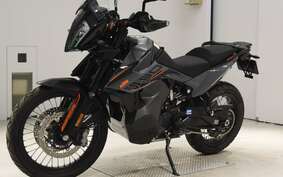 KTM 890 ADVENTURE	 2022 TS640