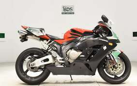 HONDA CBR1000RR 2004 SC57