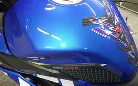 SUZUKI GSX250RA DN11A