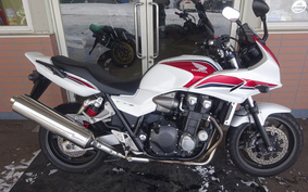 HONDA CB1300SB SUPER BOLDOR 2011 SC54