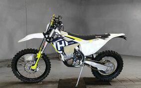 HUSQVARNA  FE450 2017 UAA4