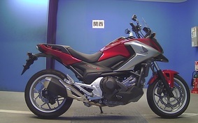 HONDA NC750X D 2016 RC90