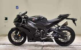 HONDA CBR1000RR R SC82