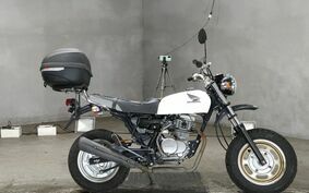 HONDA APE 100 HC07