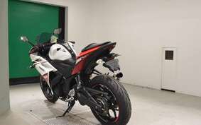 YAMAHA YZF-R25 RG10J