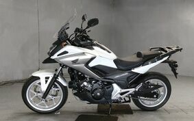 HONDA NC750X DCT 2017 RC90