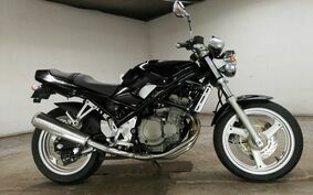 SUZUKI BANDIT 250 GJ74A