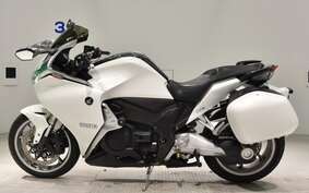 HONDA VFR1200F DCT 2011 SC63