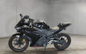 YAMAHA YZF-R25 RG10J