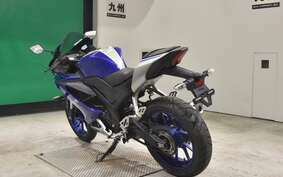 YAMAHA YZF-R15