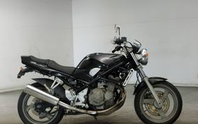 SUZUKI BANDIT 250 GJ74A