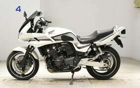 HONDA CB400 SUPER BOLDOR VTEC 2011 NC42