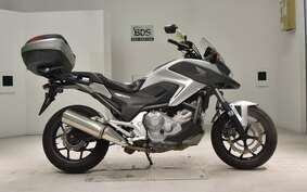 HONDA NC 700 X LD A 2013 RC63