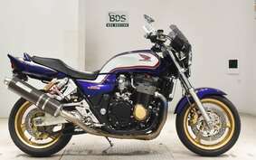 HONDA CB1300SF SUPER FOUR 2002 SC40