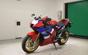 HONDA CBR1000RR RSP 2024 SC82