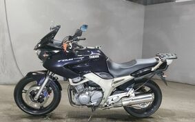 YAMAHA TDM900 2002 RN081