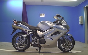 HONDA VFR800 2004 RC46