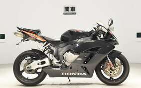 HONDA CBR1000RR 2005 SC57