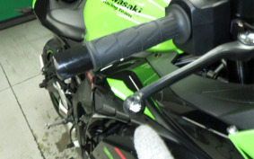 KAWASAKI ZX-25R ZX250E