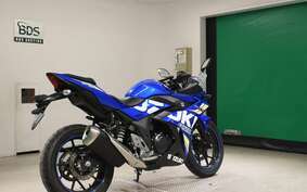 SUZUKI GSX250R