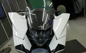 HONDA NM4 VULTUS -01 2014 RC82