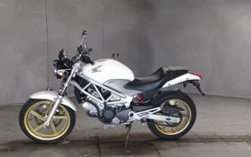 HONDA VTR 250 MC33