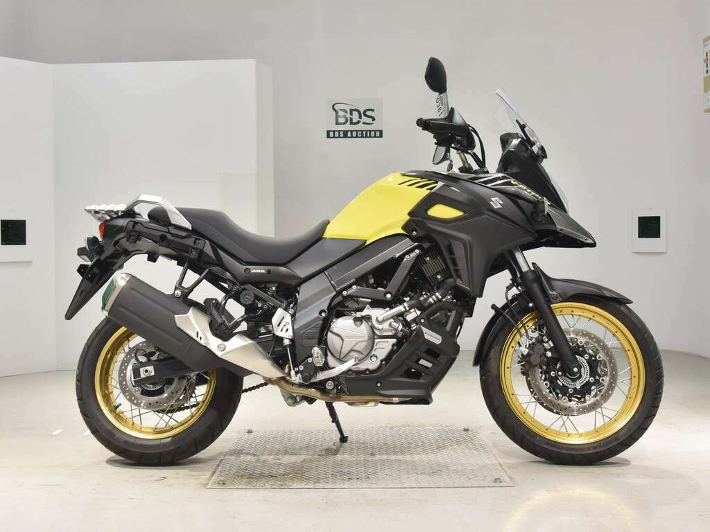 Suzuki v Strom 650 2014