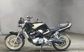 SUZUKI BANDIT 250 Limited GJ74A