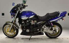 YAMAHA XJR1200 1997 4KG