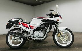 YAMAHA FZR250 2KR