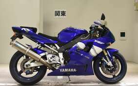 YAMAHA YZF-R1 2001 RN04